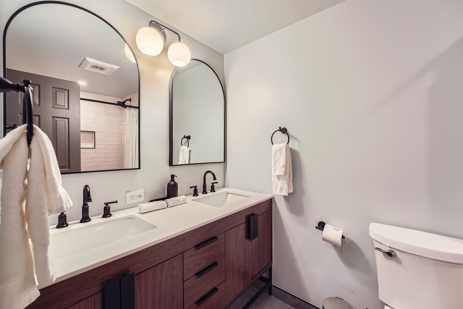 1750 S Frontage Road W — Bedrooms & Baths